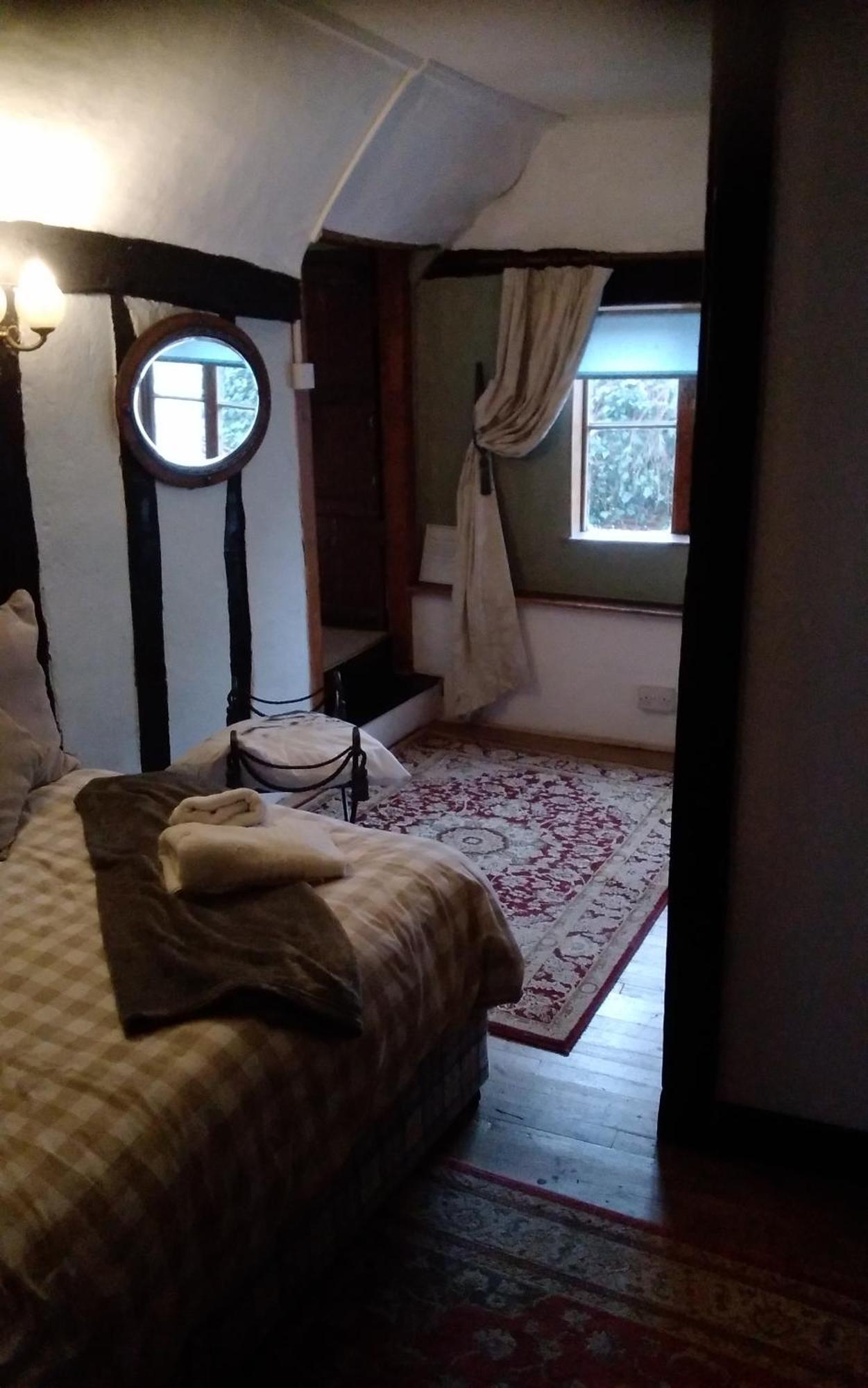 The Swan Inn Харвич Экстерьер фото